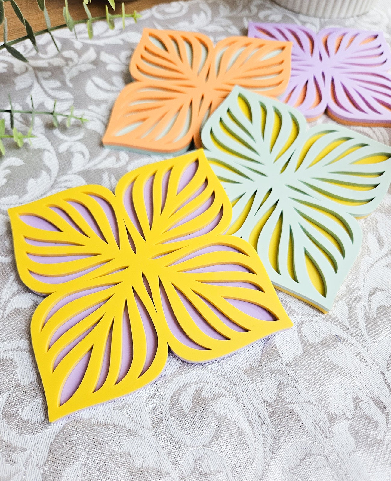 29 x 21 cm YELLOW plexiglass acrylic sheet COLOR E19 | Pastel Acrylic Sheets | 3mm acrylic | Premium Acrylic